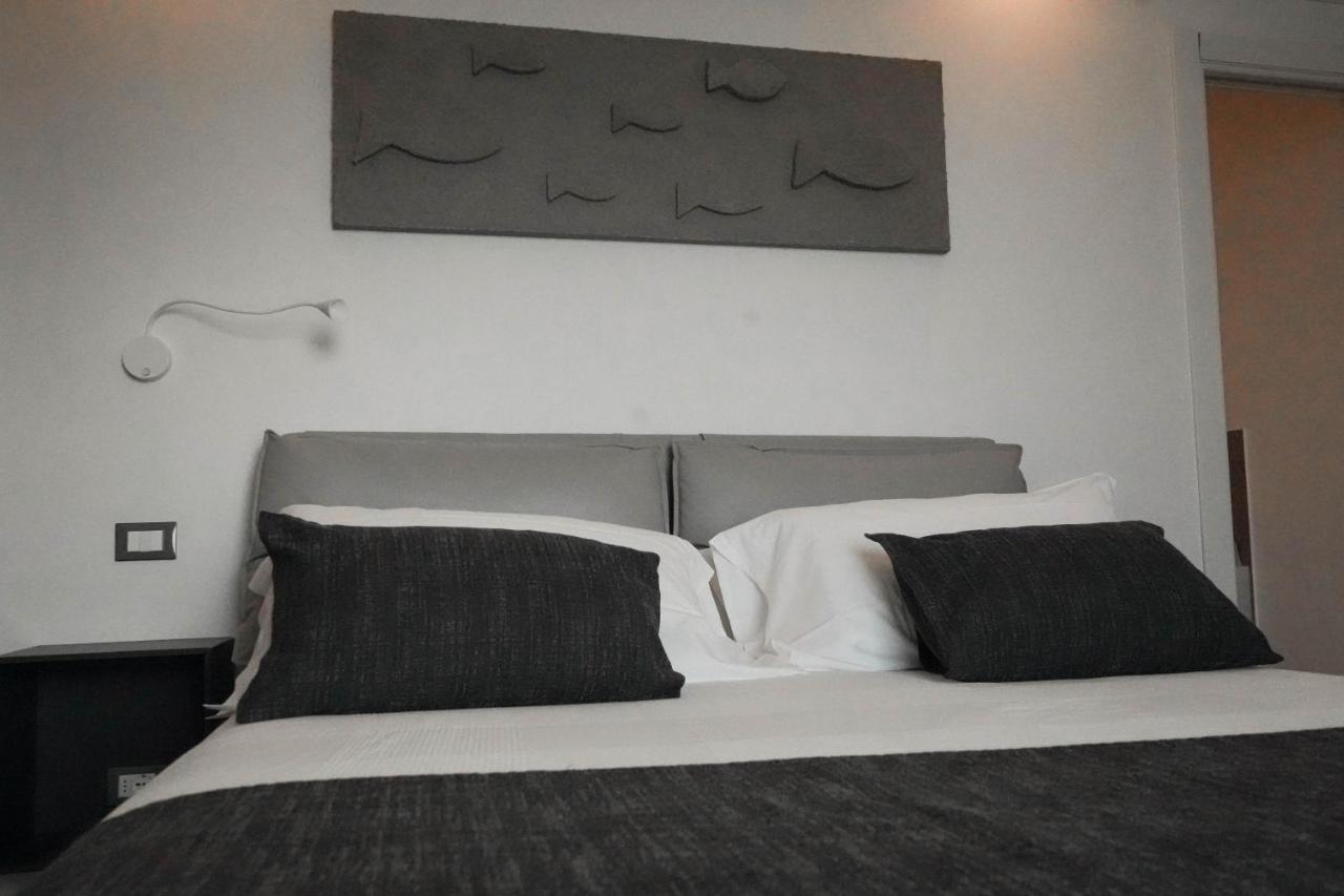 Cinque Terre Coast To Coast Hotel ริโอมัจโจเร ภายนอก รูปภาพ