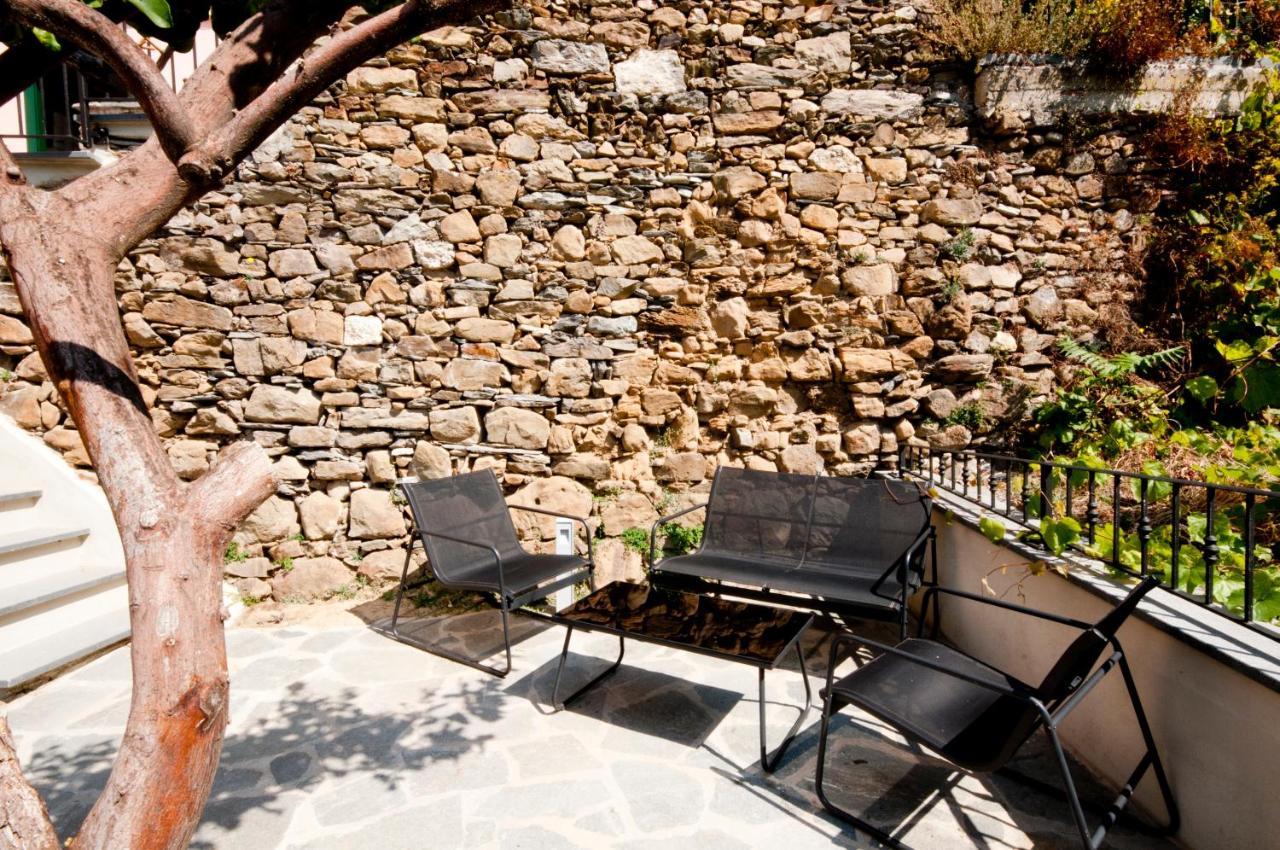 Cinque Terre Coast To Coast Hotel ริโอมัจโจเร ภายนอก รูปภาพ