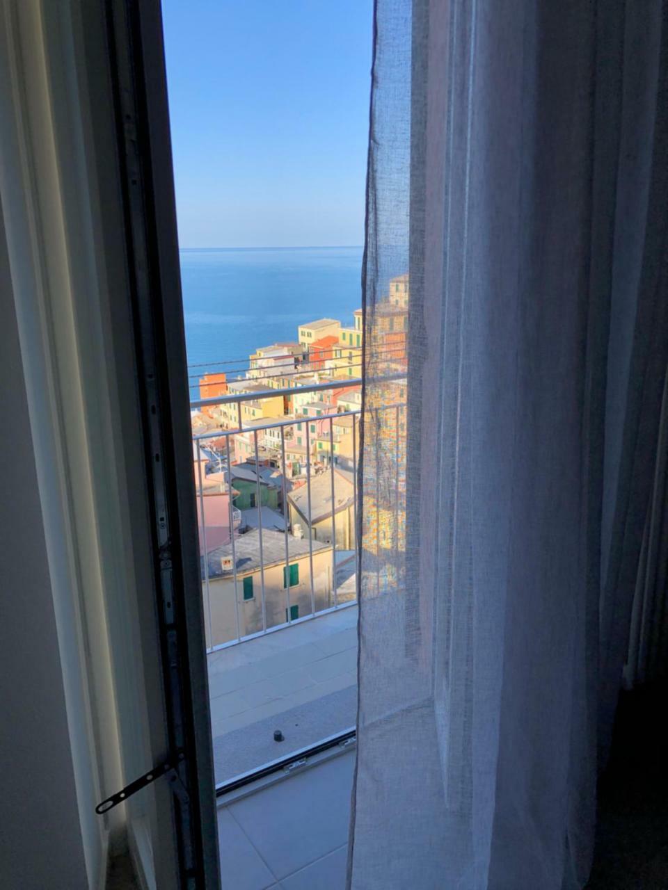 Cinque Terre Coast To Coast Hotel ริโอมัจโจเร ภายนอก รูปภาพ