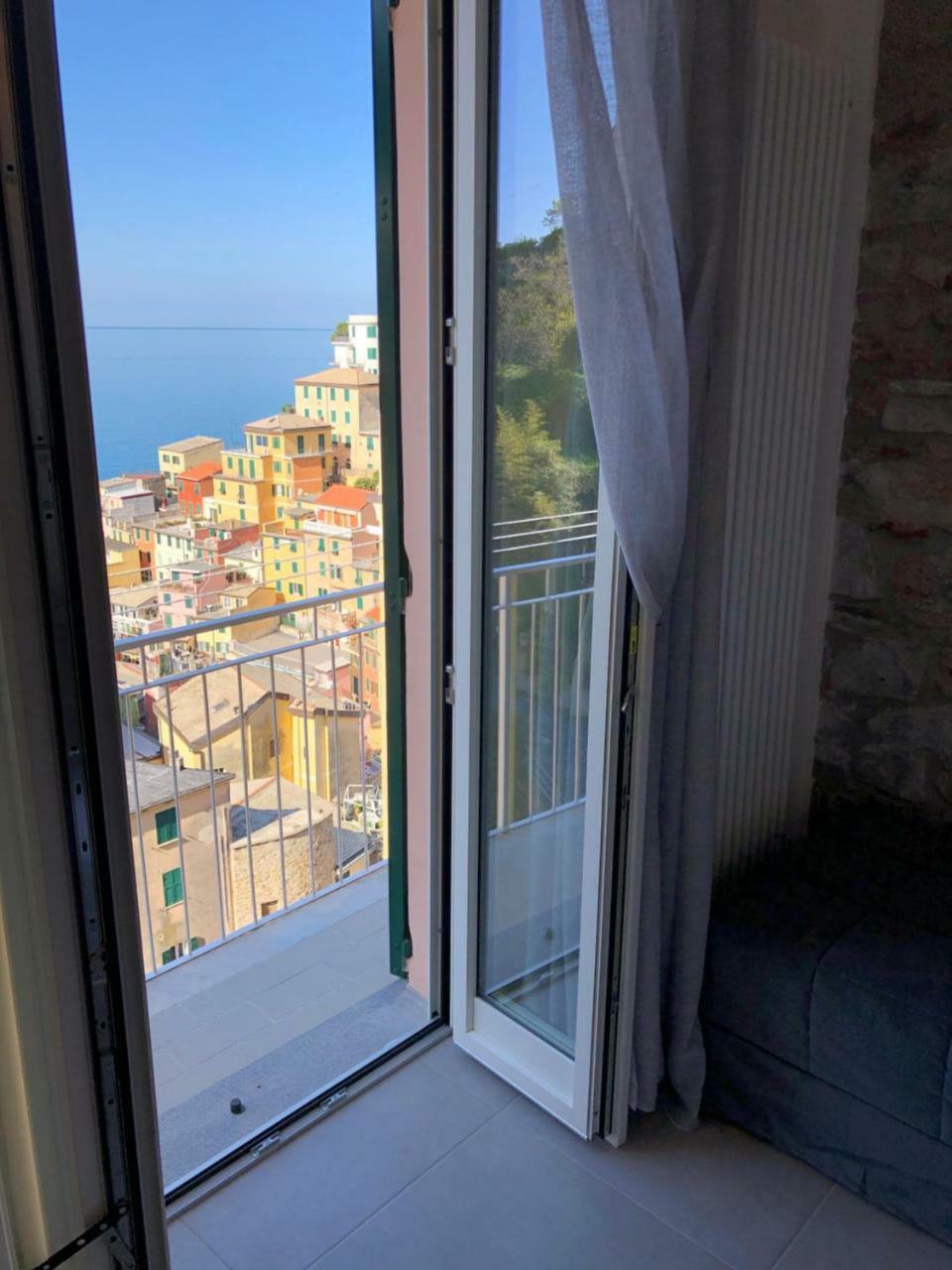 Cinque Terre Coast To Coast Hotel ริโอมัจโจเร ภายนอก รูปภาพ