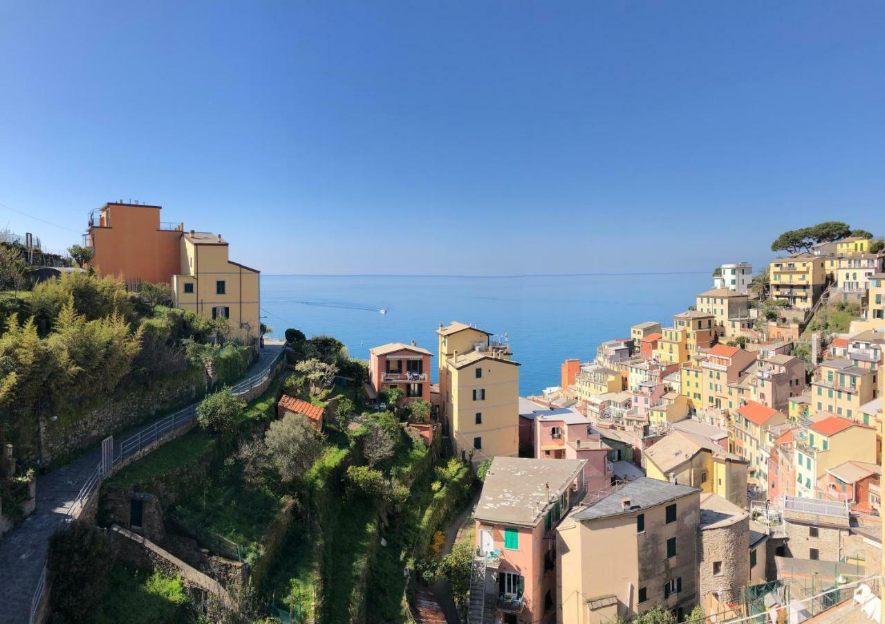 Cinque Terre Coast To Coast Hotel ริโอมัจโจเร ภายนอก รูปภาพ